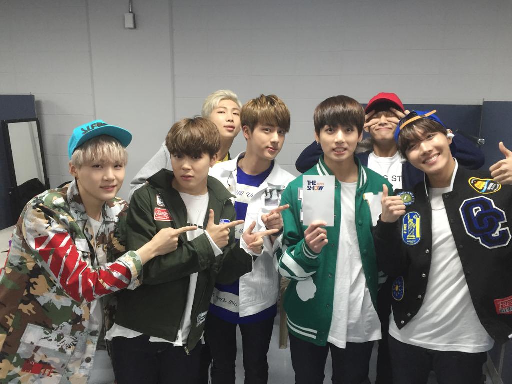 Picture BTS at sbs mtv the show twitter 151103 Picture BTS at sbs mtv the show twitter 151103
