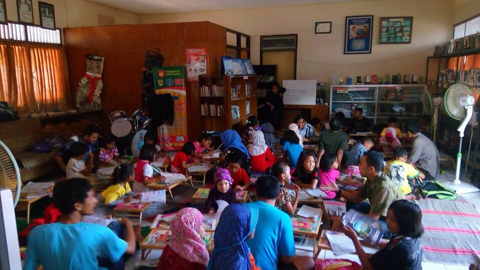 DIBUTUHKAN RELAWAN untuk mengajar bimbel gratis bagi adik2 yg membutuhkan di Mako BNK Sukoharjo.