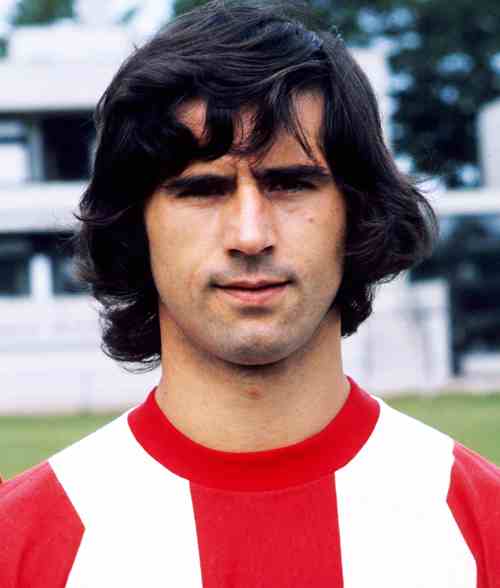 Happy Birthday to former Bayern Munich & West Germany legend Gerd Muller. 