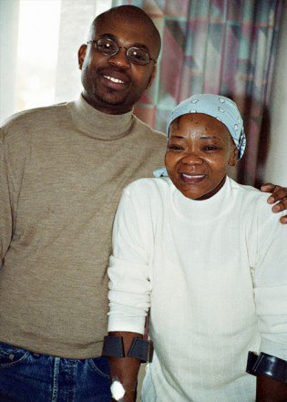 Well known South African singer Brenda Fassie and kwaito star Mdu Masilela.Happy Birthday Mabrrrrrrrrrrr my old pic 