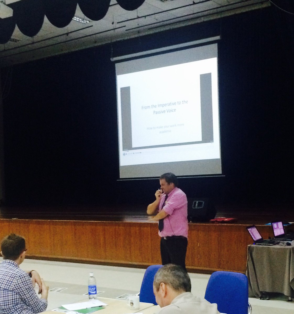 BISLearning's tweet photo. Mark sharing practical strategies for developing EAL students' Academic voice #teachmeet @BISLearning https://t.co/ru20sKYg70