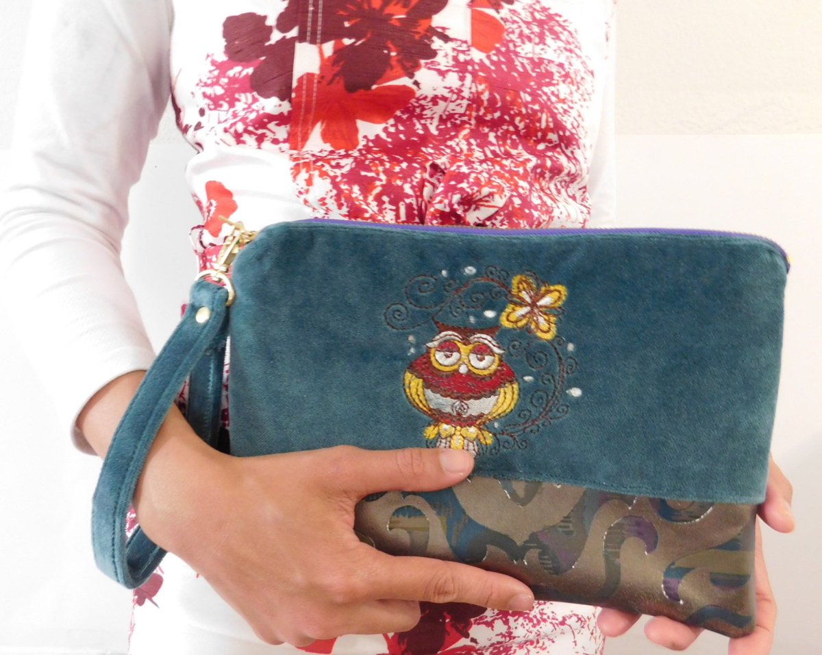Unique Leather Wristlet/ Clutch - Retro Owl Swirl Embroidery With Seah… etsy.me/1TCH84R #etsy #OwlEmbroidery