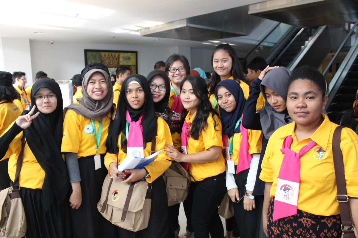 gabsunartho's tweet photo. dijahyellow sehari, sebelum otw SMPN 3 untuk sosialisasi tentang sanitasi #sanitasiurusanbersama @dusan2015 https://t.co/meFkZzPdjn