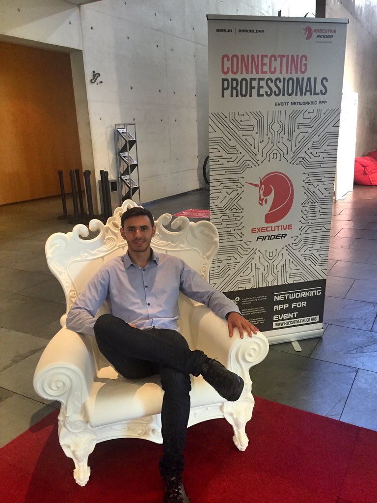 executiveFind's tweet photo. Estamos en el #EISTechLab conectado con los ejecutivos https://t.co/HxrGVqsvI2