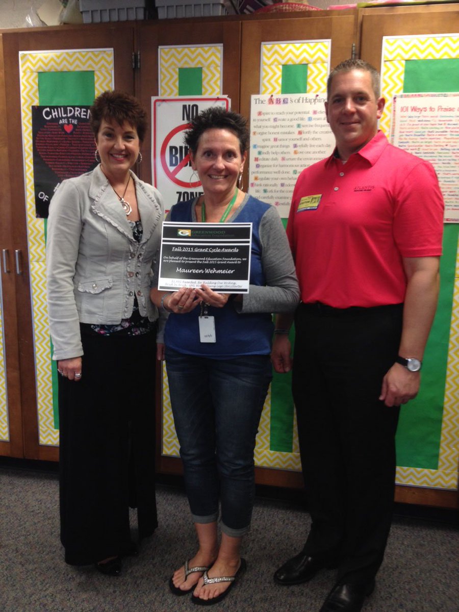 GMS teacher Mrs. Wehmeier receiving <a href="/gef_gw/">GW Edu. Foundation</a> grant for "Building Our Writing, Brick by Brick"  Congratulations!