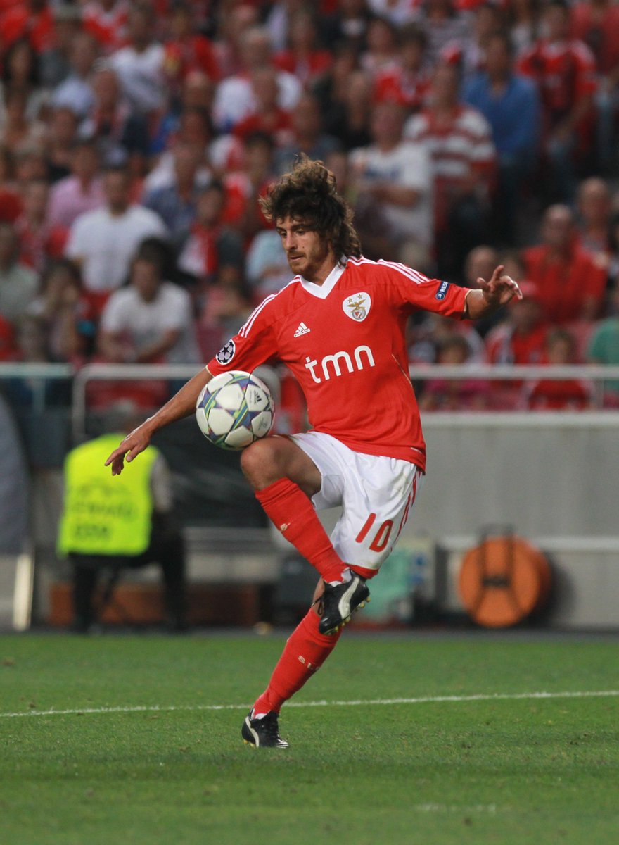 SL Benfica on Twitter: "Hoy es el cumpleaños de Pablo Aimar! #EPluribusUnum  https://t.co/mBAfB9Xeg0"