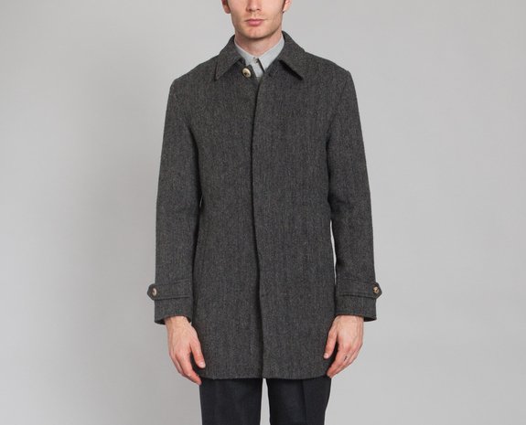 #DeBonneFacture items for men's wardrobes. Not made in but made by.  #quality #simpleness 

bit.ly/E_BF_0311