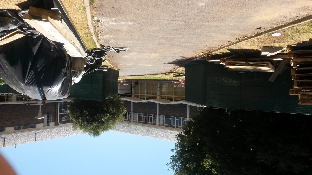 KingEdVIISchool's tweet photo. #RedDevelopments at @KingEdVIISchool Buxton House-Dining Room Extension #watchthispace #redimprovements #boarding https://t.co/nVCi1Zi1Z4