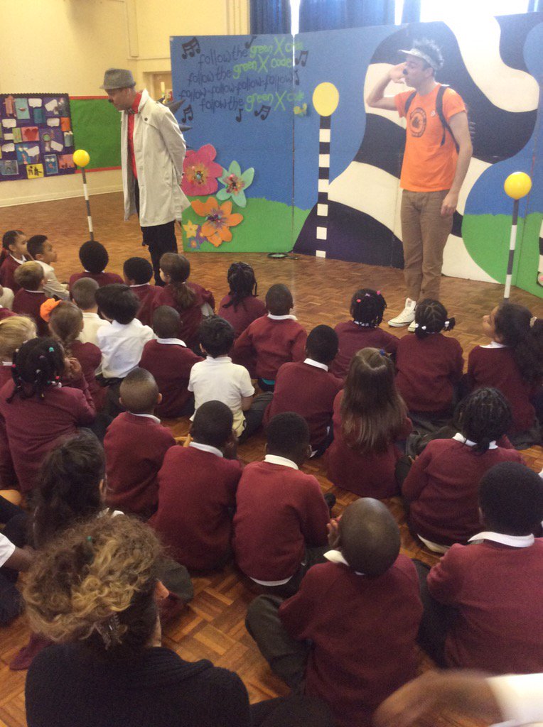 St_JamesSchool's tweet image. You go to #stoplookandlisten when you want to cross the road.