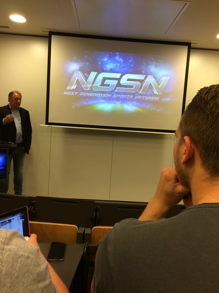 Klapper van een afsluiter van het #SportENmedia15 blok met @ngsnsoccer!! #genieten #topdag #cremedelacreme #durf