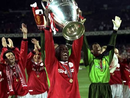Happy Birthday Dwight Yorke! 

3 Premier Leagues 
1 FA Cup
1 Champions League 
1 Intercontinental Cup 