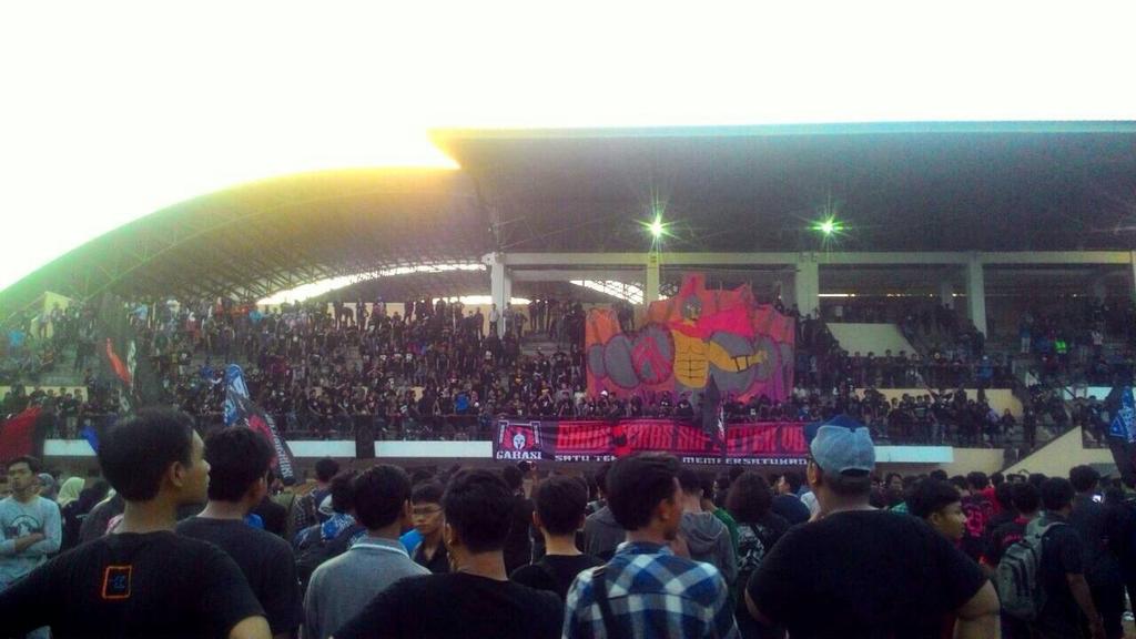 garasi_ugm's tweet photo. Duh..duh..duh...tribunya nggak muat,
Thanks GARASI kalian luar biasa, https://t.co/FKsQRD6zth