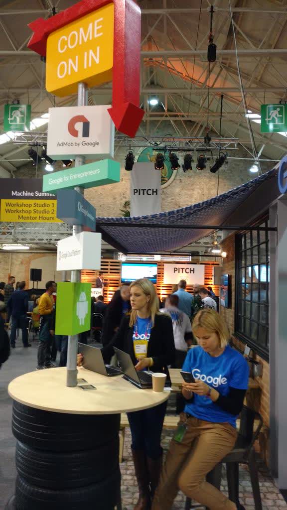 websummitlive's tweet photo. .@wilhelmklopp just broke the internet again! #websummit. https://t.co/JUX1QWiEJh https://t.co/XjNkxLG5IA