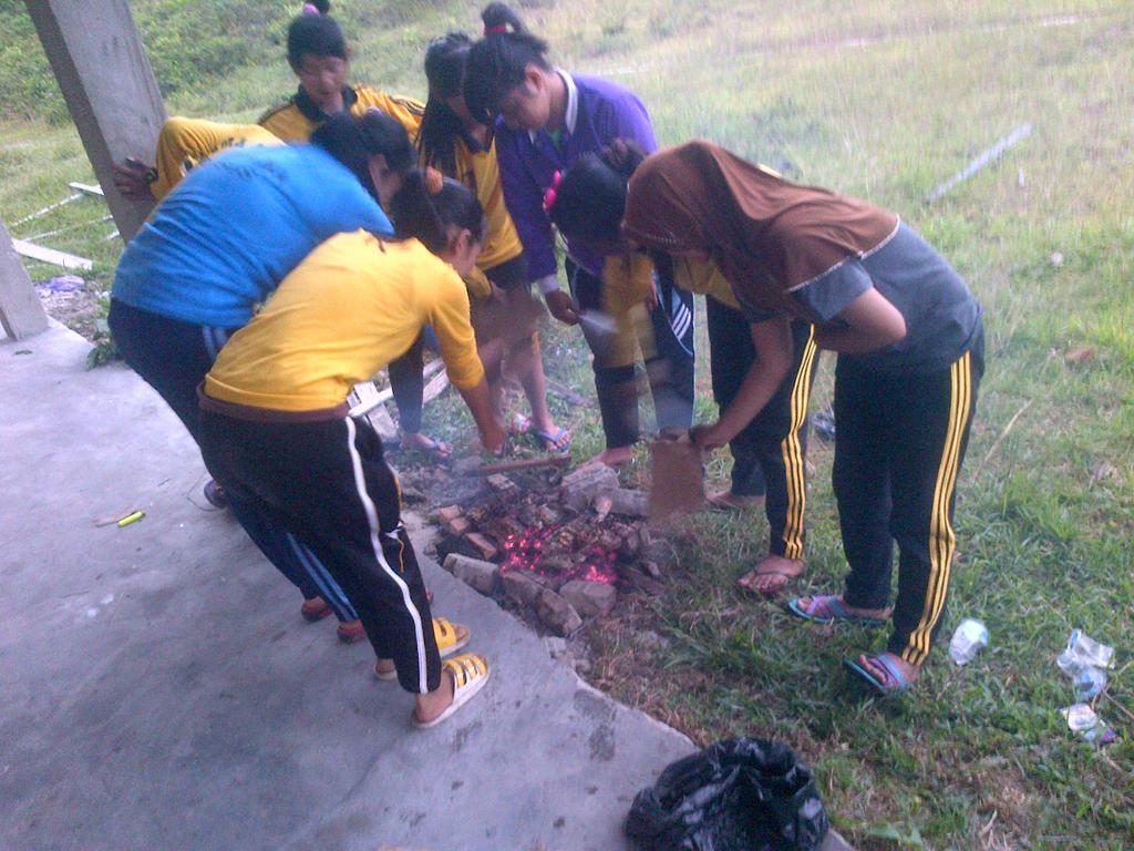 monalisa129's tweet photo. Miss moment.. :( https://t.co/Qou51H3Six
