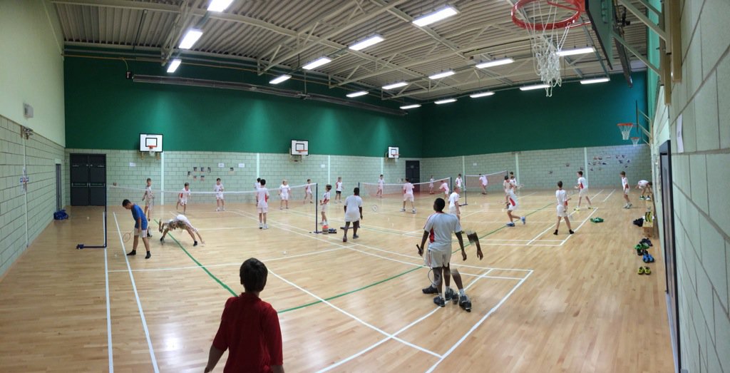 HolyportSport's tweet photo. Year 7 boys first lesson of badminton

#overheadclear

@surreysmashers future players...! https://t.co/nx0ByREnOS