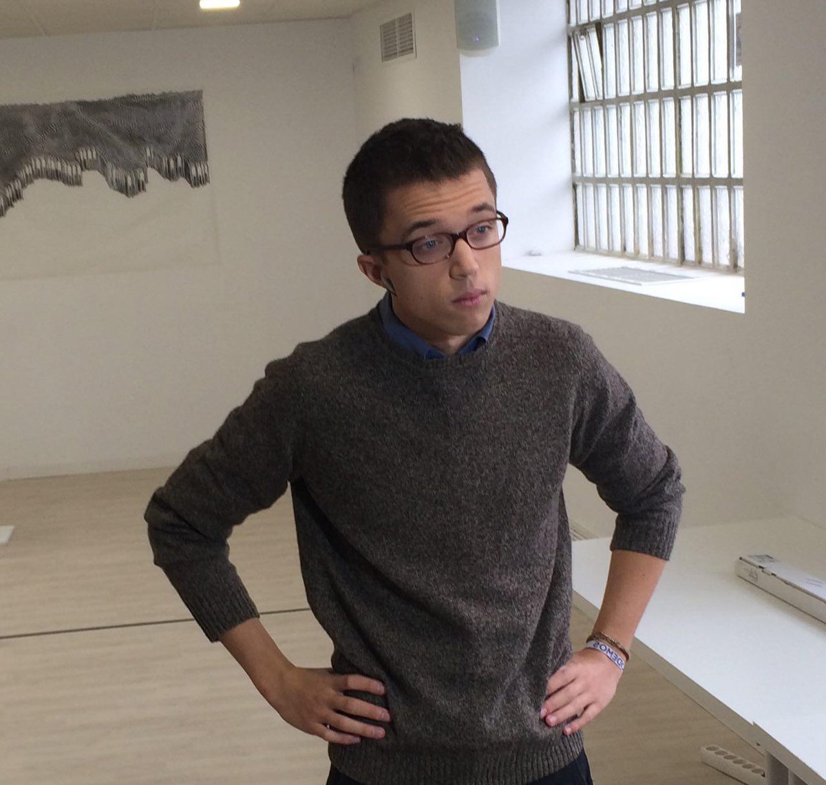 PODEMOS's tweet photo. "El grueso del fraude fiscal se está dando en las grandes fortunas" @ierrejon #ErrejónM4 https://t.co/pumasFzVLv