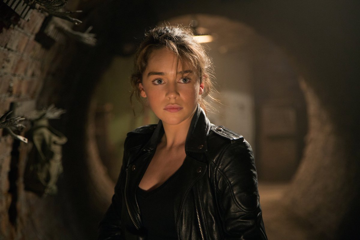 UniversalPicsIt's tweet photo. QUESTA: https://t.co/iqEUW3uRth è l'edizione definitiva! ;) #TerminatorIT #TerminatorGenisys #RITORNA https://t.co/Ibg1WoyyZw