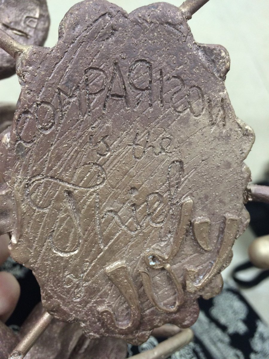 acargill1's tweet photo. Medal Making https://t.co/om3FGjw2F3 https://t.co/b73ohLtezO