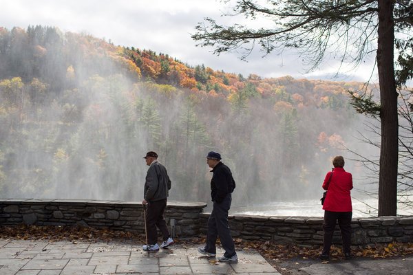 ParksForward's tweet photo. Following CA's lead, NY's state parks get a revamp, reports @NYTimes https://t.co/Eu0eOvudwH https://t.co/Nl3ERnoSlU