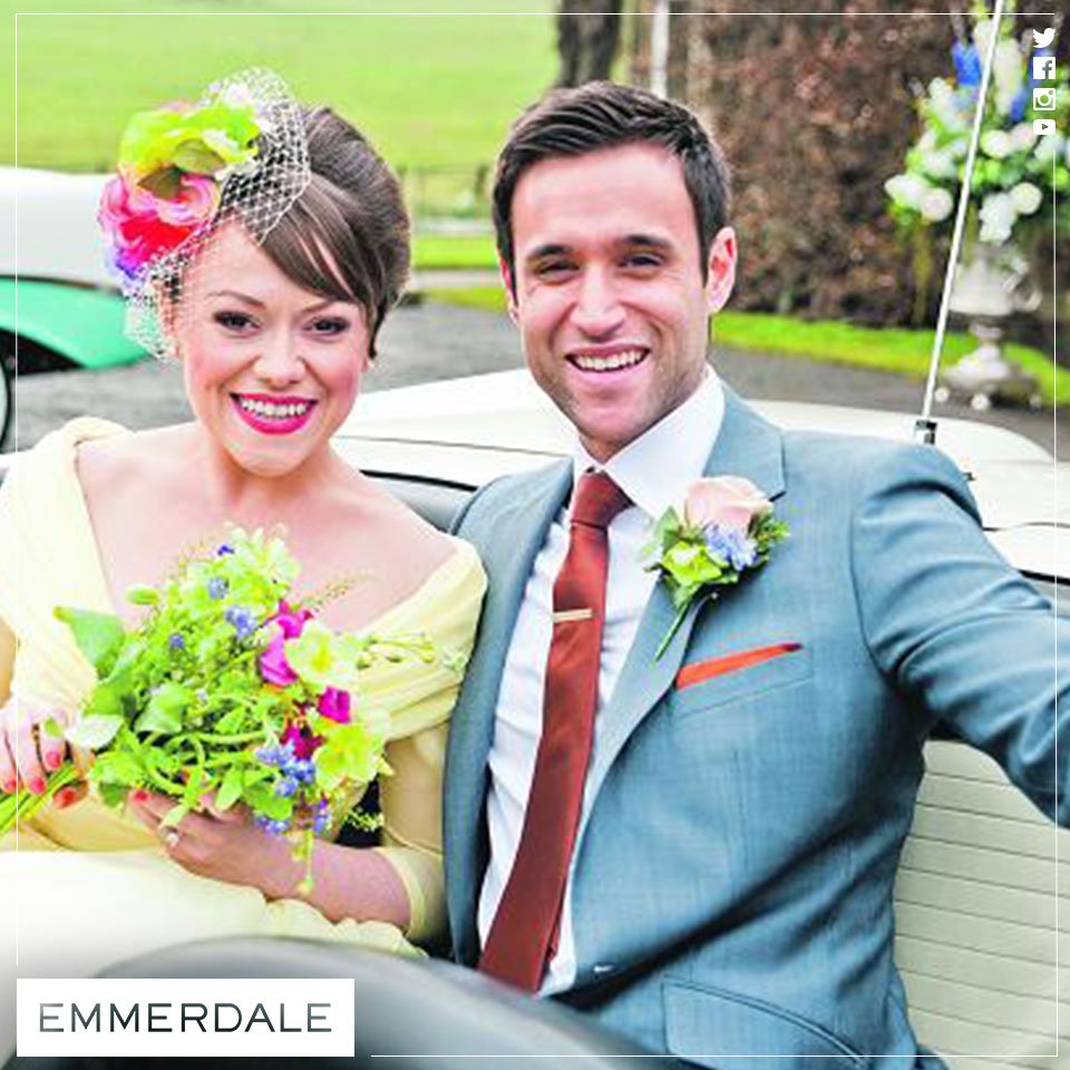 emmerdale's tweet photo. RETWEET if you miss Gennie and Nikhil #Emmerdale https://t.co/3TnvIkCwoJ