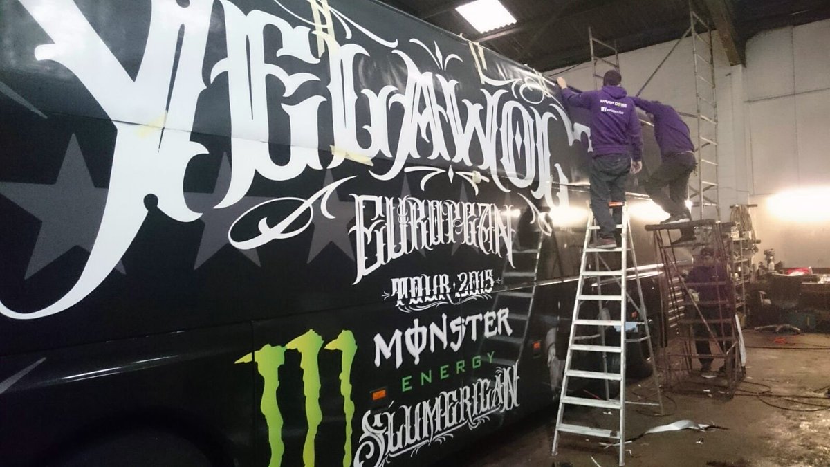 wrapcube's tweet photo. Plenty of @3mwrapsuk vinyl being used wrapping this coach for @YelaWolf upcoming European Tour #Wrapcube #Slumerican https://t.co/NS42HKnhxa