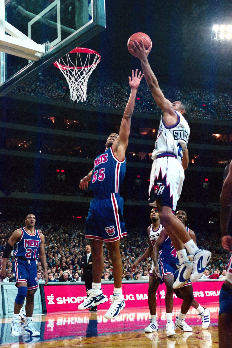 On this date in 1995, the <a href="/Raptors/">Toronto Raptors</a> made their franchise debut with 94-79 victory over New Jersey!