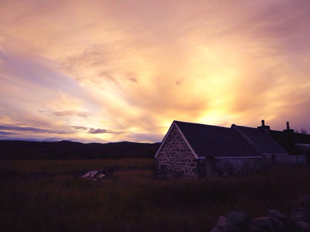 paulinedaniels's tweet photo. Beautiful Strathvaich @Strathvaich @bryonydaniels @BWPLEVER @TomHayesGC @19veritas51 @andutedh @jane_ann_hats https://t.co/rmiKp0GVRi