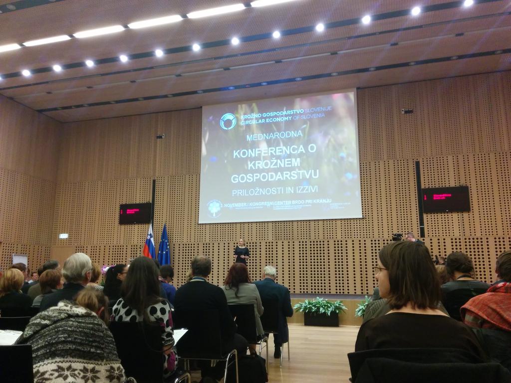 MatijaMaticic's tweet photo. It is time for circular economy #circonf great day thanks to @ocistimo https://t.co/fSZBggd5Ns