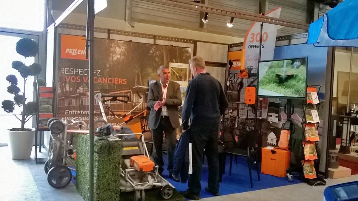 PellencGroup's tweet photo. Retrouvez la gamme d'outils #Pellenc au @SalonSETT jusqu'au 05/11 stand B1B2 #Sett2015 #Montpellier #EspacesVerts https://t.co/yAIhXlT4HV