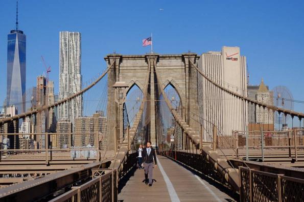 RinconesNY's tweet photo. A punto de cruzar el Brooklyn Bridge #NYC https://t.co/MPlbDbMFql