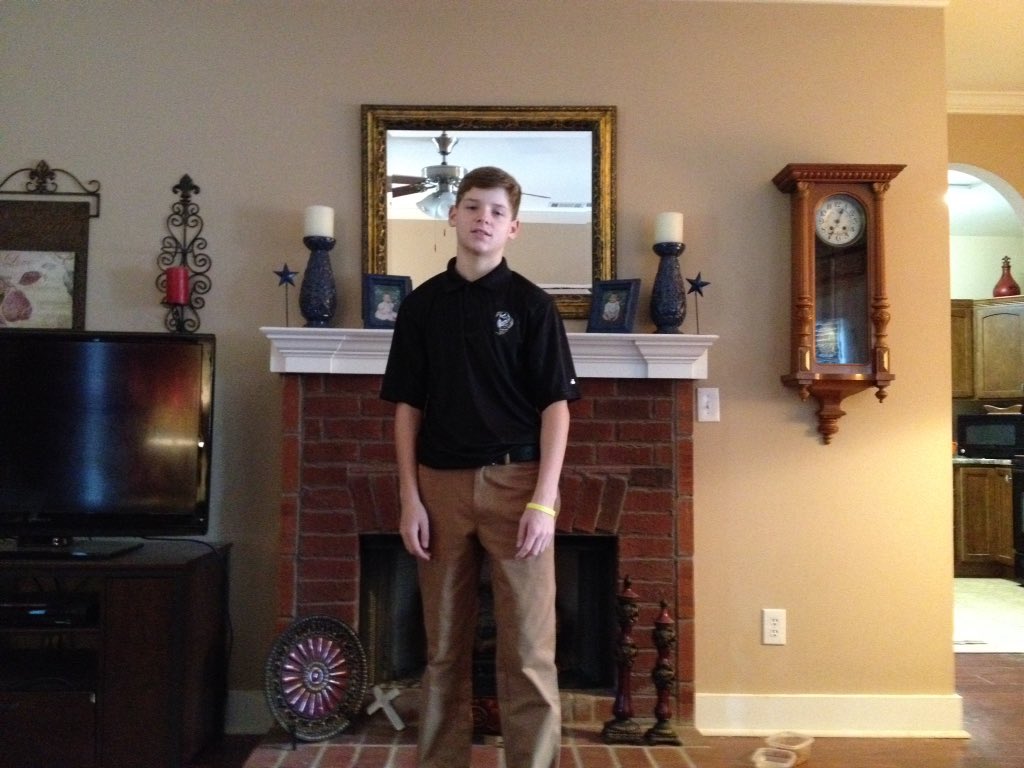 jeffhughes4lsu's tweet image. Micah on his first basketball game day of the the season. #GoJackets #JacketNation