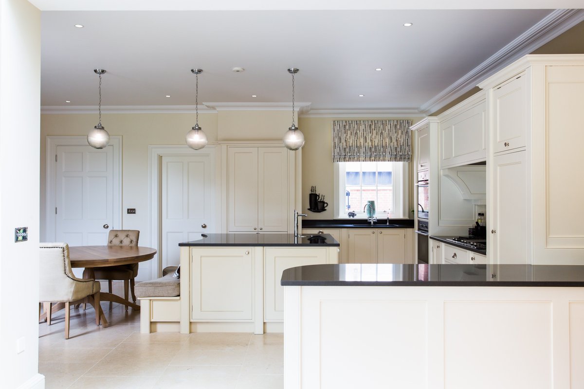 TreemarkK's tweet photo. Just completed a #handmadekitchen painted in farrow and ball colours with stone tops https://t.co/dyaIzdRsui