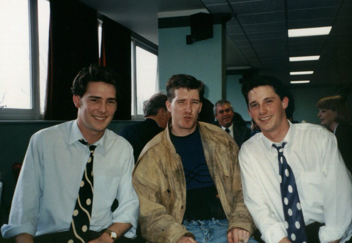 mightymyte's tweet photo. Welcome aboard @martinlingy - great to have you back at #stfc. Met you at a lunch once! #90s #strobeflash #dodgyhair https://t.co/0iOqcwbZBI
