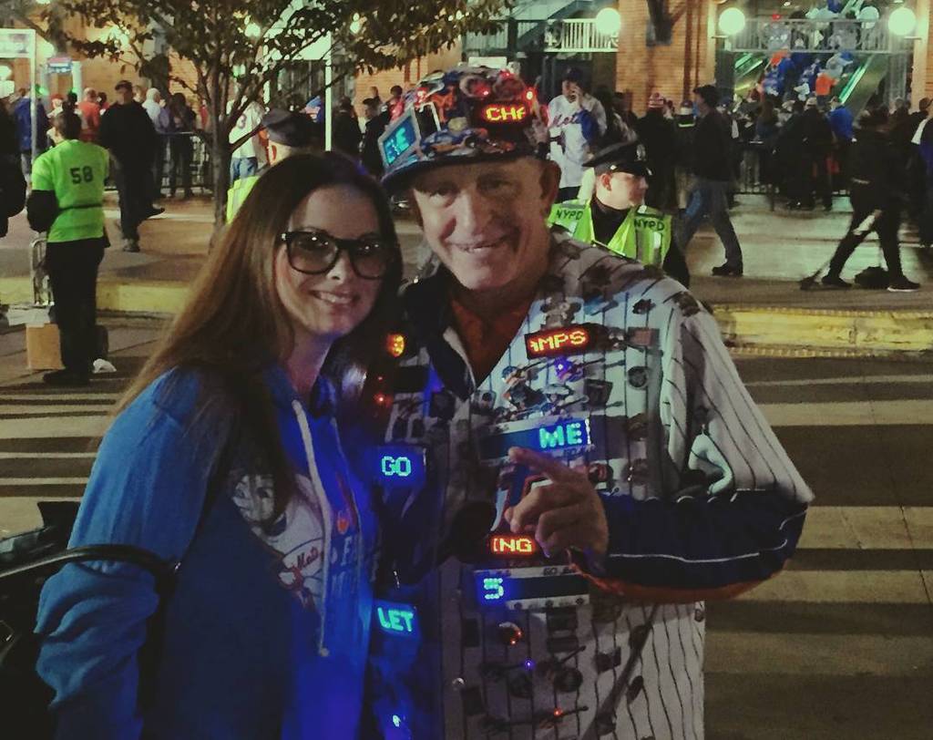 MetsTalk's tweet image. Citifield Fan View: RT @aimdoll50 Who doesn't ❤ the #pinman..#metsfansarethebestfans
#metsfam #lgmforever #ygb #bel…