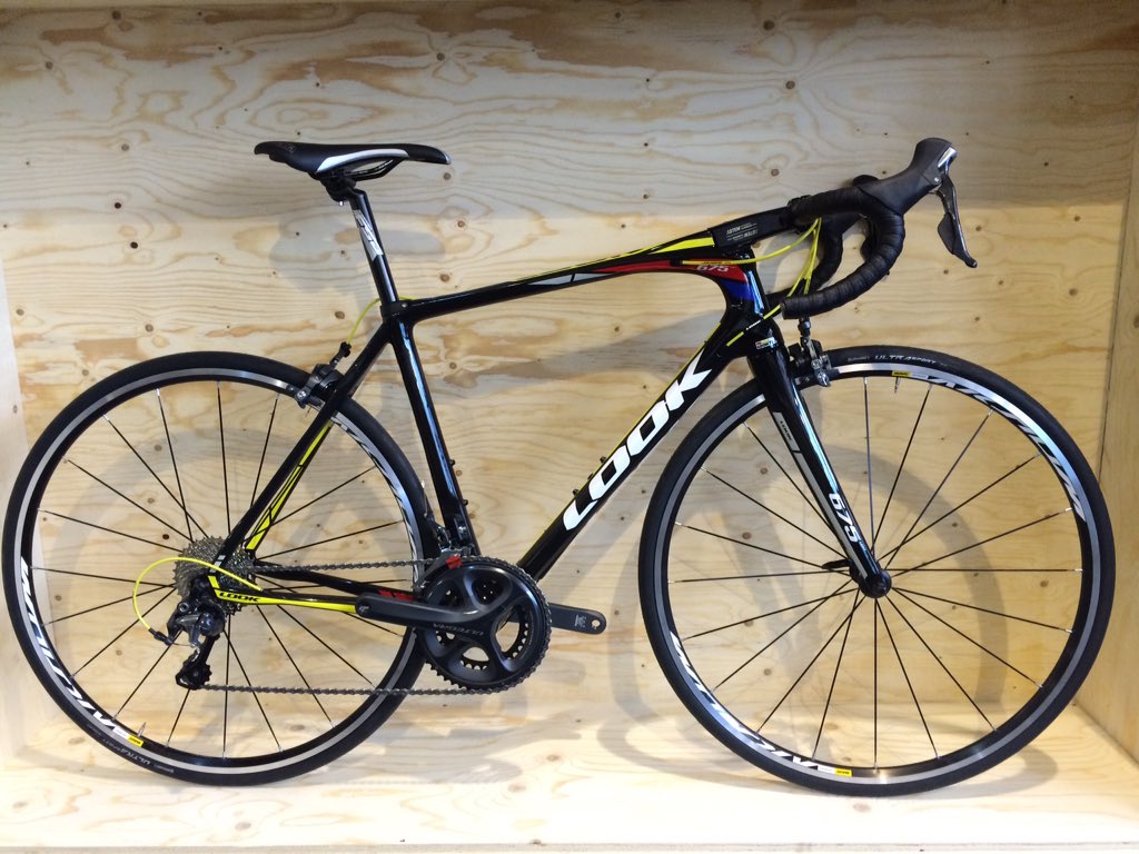 btownbikes's tweet photo. LOOK what we have in store! This amazing Look 675 Light in pro team colour is here waiting for you @LOOK_BIKES_UK https://t.co/vjz25FCkp0