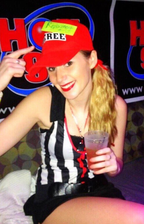 ablondebabe's tweet photo. .@copromote @KKAMERA haha! That's awesome.Reminds me of when I was a #replacementref a couple years ago #Halloweenπ https://t.co/Sfo84gSr1E