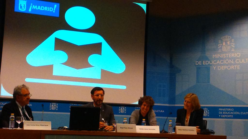 En el #VIEBM contando el diseño colaborativo con los vecinos de la nueva biblioteca de San Fermín