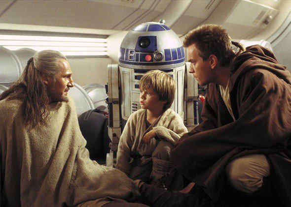 Slate's tweet photo. A 1999 piece I wrote on Phantom Menace made a top Hollywood director hate me: https://t.co/bNiNVFL0TH https://t.co/DGh38brGDC