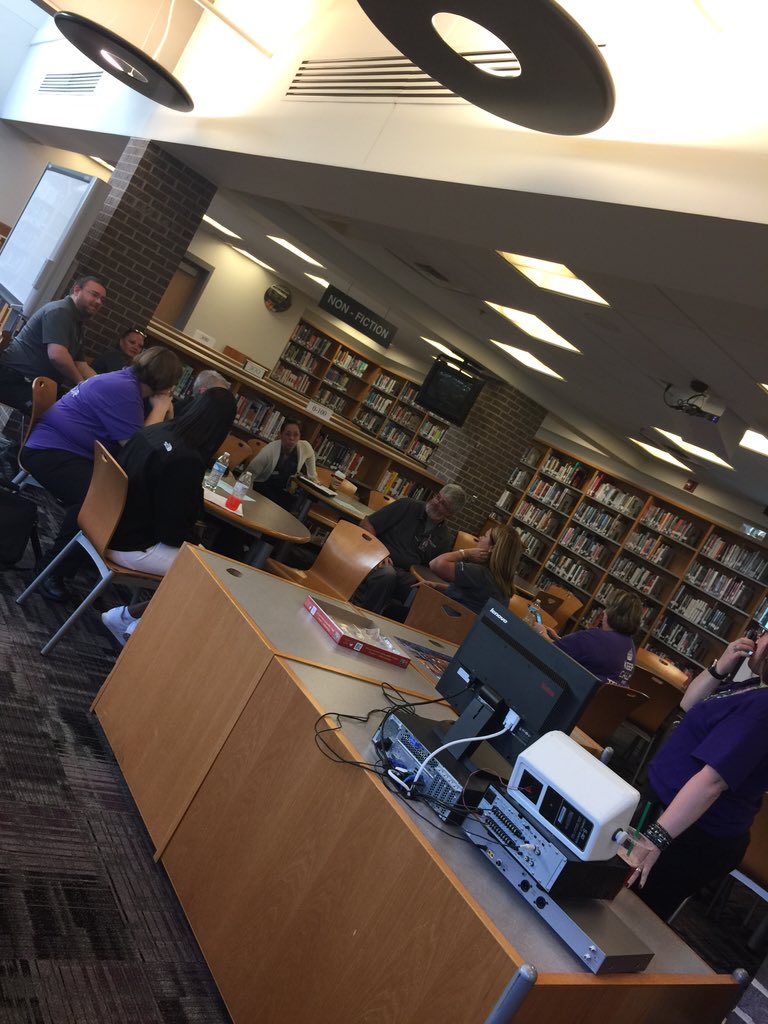 SFE_techguru's tweet image. Tech support at Wayne PD day #waynelearns #wearewayne