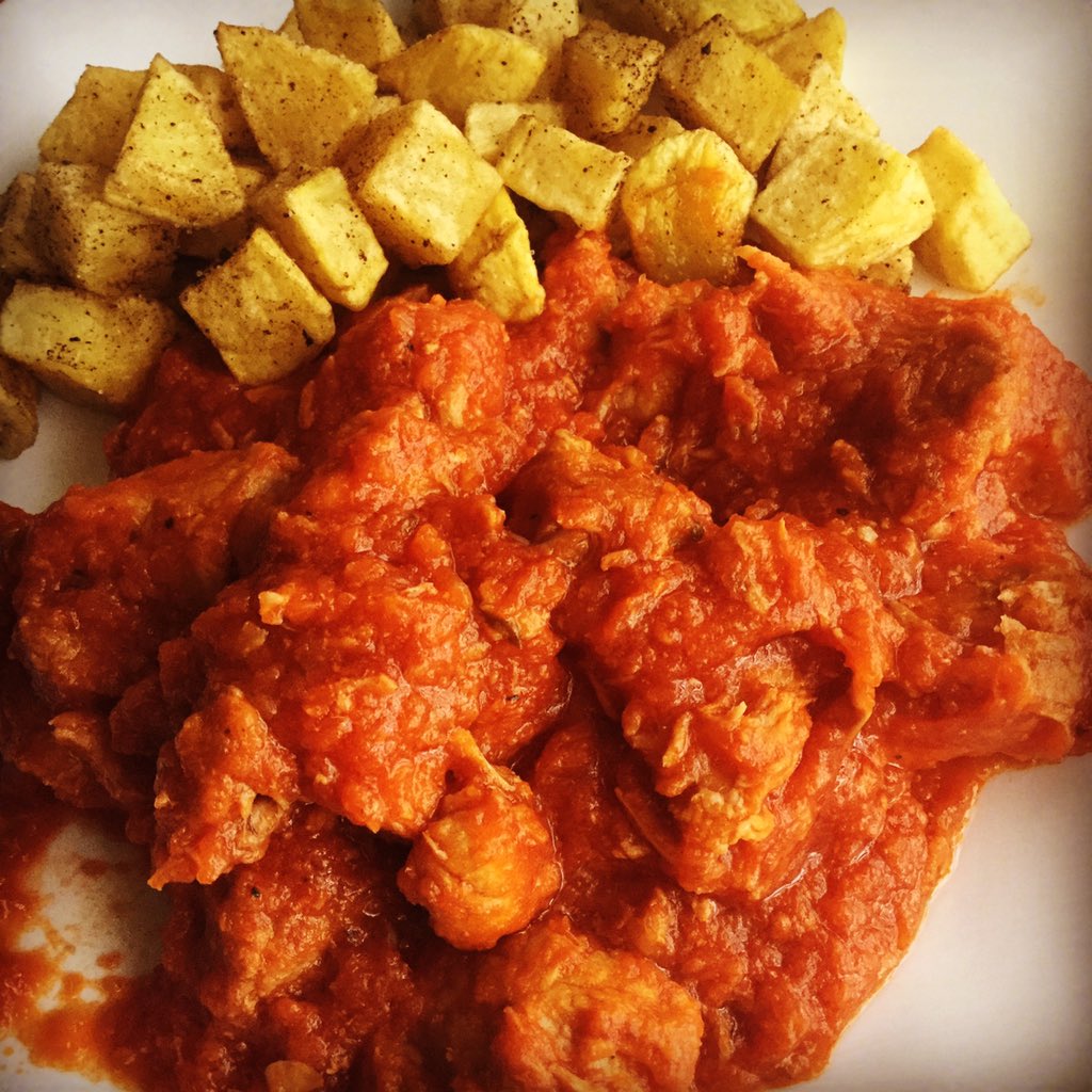 CeliciusGlutenF's tweet photo. Hoy comemos Magro con Tomate, rico no, riquisimoo! Con @ThermomixESP #comidacasera #detupper https://t.co/xfYhITRLRn https://t.co/RlKPG2M8Qh