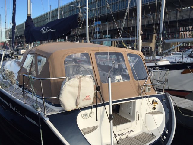 Voor <a href="/DZeilmakerij/">Dekker Zeilmakerij</a>  kap op een Bavaria 42 geleverd .Kap is gemaakt van #Sunbrella <a href="/VyvaFabrics/">Vyva Fabrics</a>