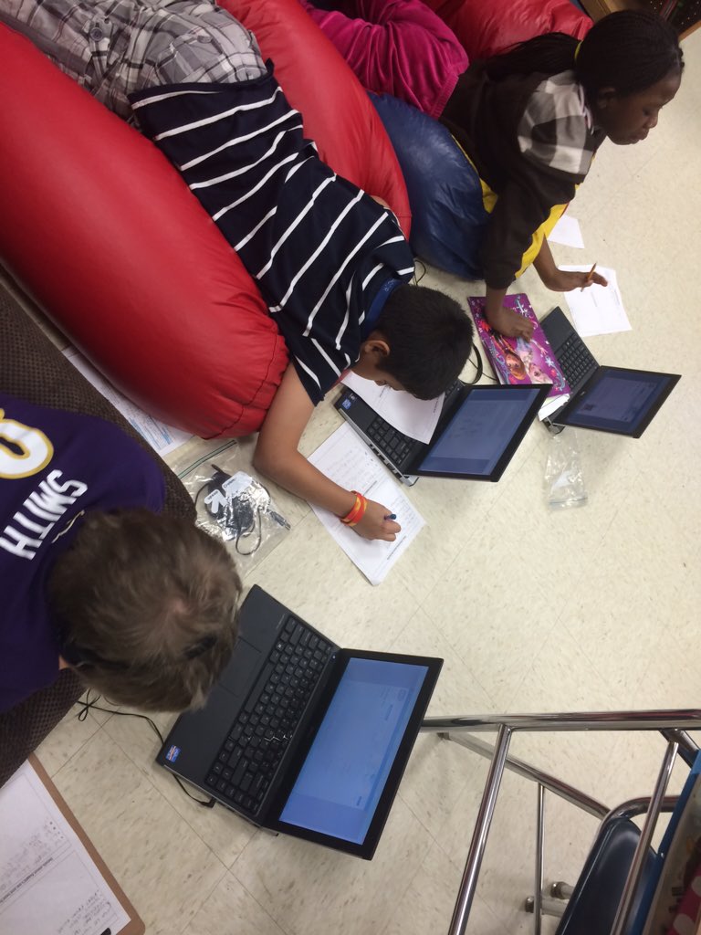 Researching and designing a hearing aid for Auggie in Wonder! <a href="/delmendorf/">Douglas Elmendorf</a> <a href="/Hillcrest_BCPS/">Hillcrest Elementary</a> #studentcenteredlearning
