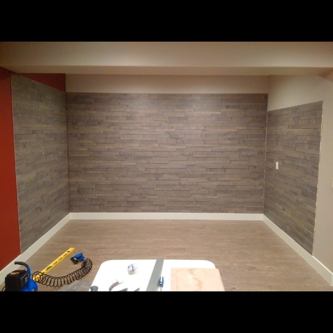 BRIZZAD's tweet photo. #Friendlywall panels from @Lemurfinium almost up in the #wineroom! @genuwinecellars Elite Kit racking coming soon https://t.co/C4y0Flqk71