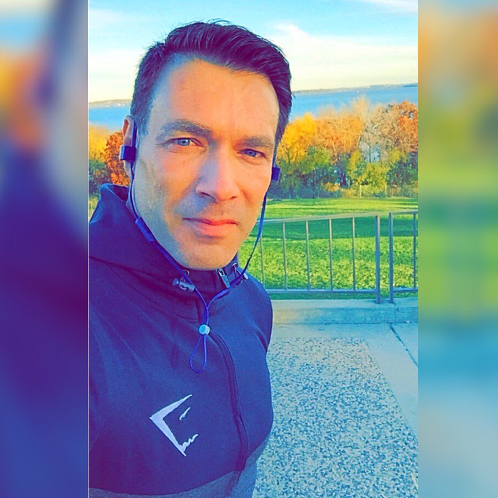 davedemaske's tweet photo. #beautifulfallday #colorschanging #autumn #gymshark https://t.co/OYgcxmKGFW