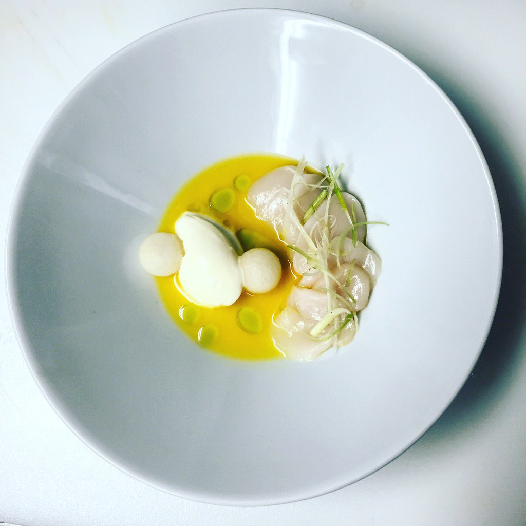 doomnoodle1's tweet photo. Scallop crudo special from last service!  Next #doomnoodle night 11/15 @threesheetsnh 6pm! #nhveats https://t.co/Li4KMZYDyI
