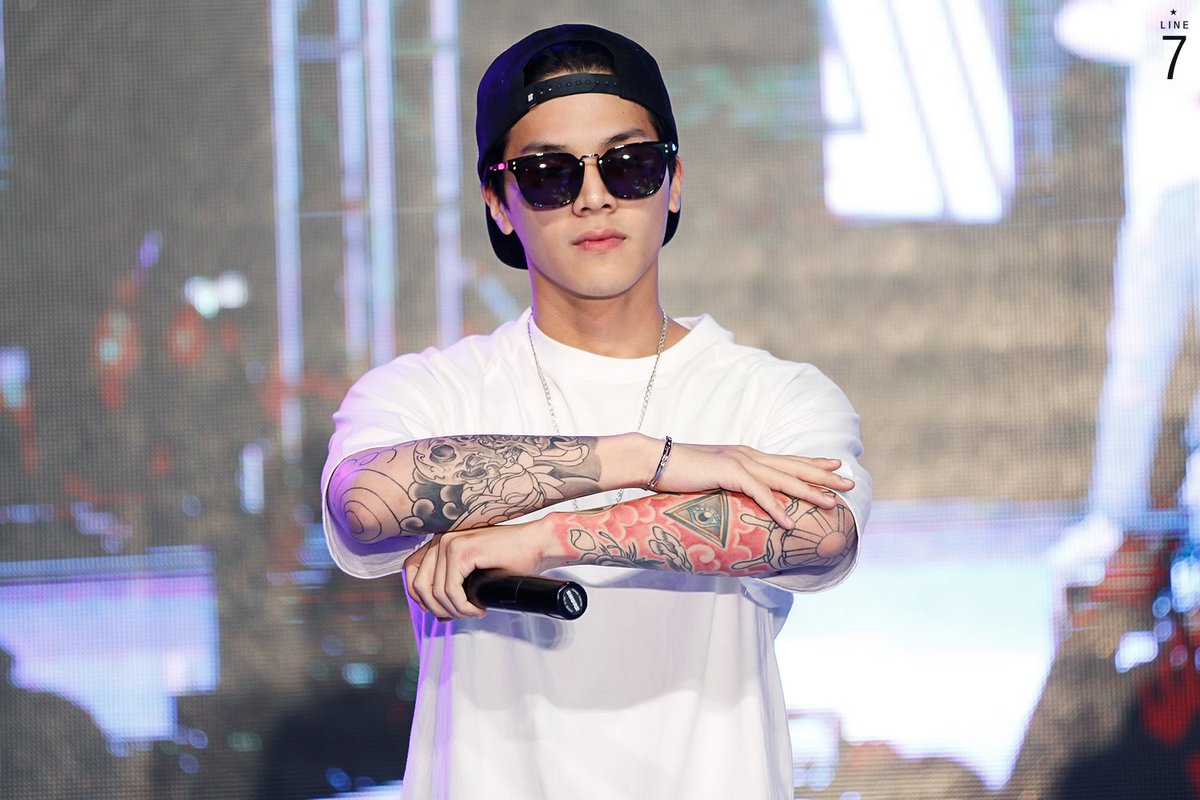 20150924 강동대학교 공산페스티벌
<a href="/TEEN_TOP/">틴탑(TEEN TOP)</a> #틴탑 #캡 
#BangDJ24thDay #방탄절 
cfile23.uf.tistory.com/original/23249…