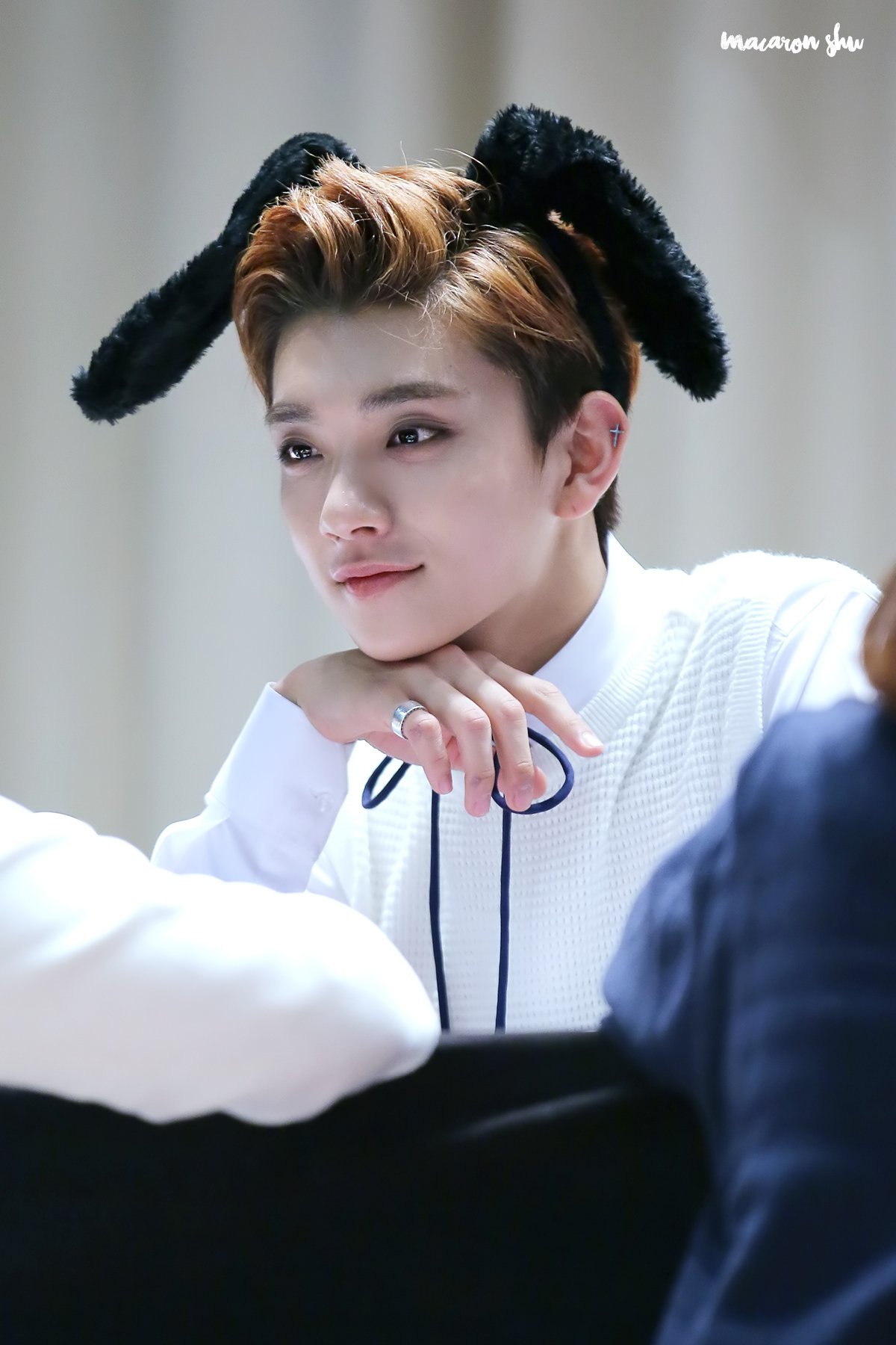 SEVENTEEN JOSHUA on Twitter: "(151101) [HQ] Yongsan Fansign #SEVENTEEN