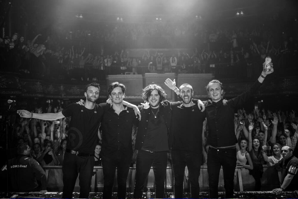 AmberRun's tweet image. Struggling to get over last night. News coming at 7