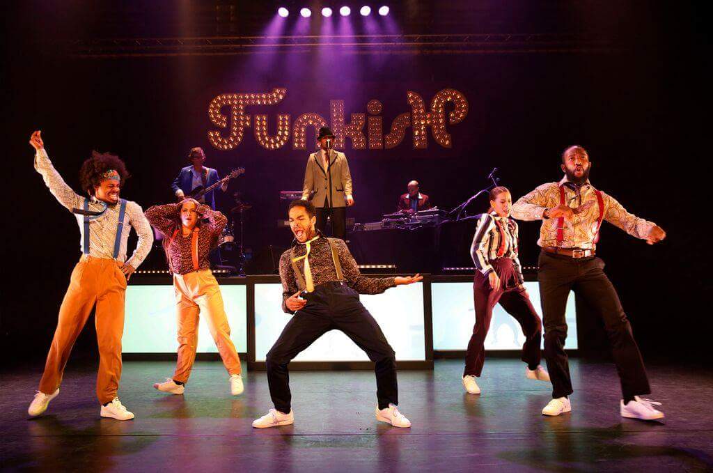 ISHtheatre's tweet photo. #FUNKISH staat vanavond om 19u30 in theater @deschalm in Veldhoven https://t.co/kUJhU3DPco