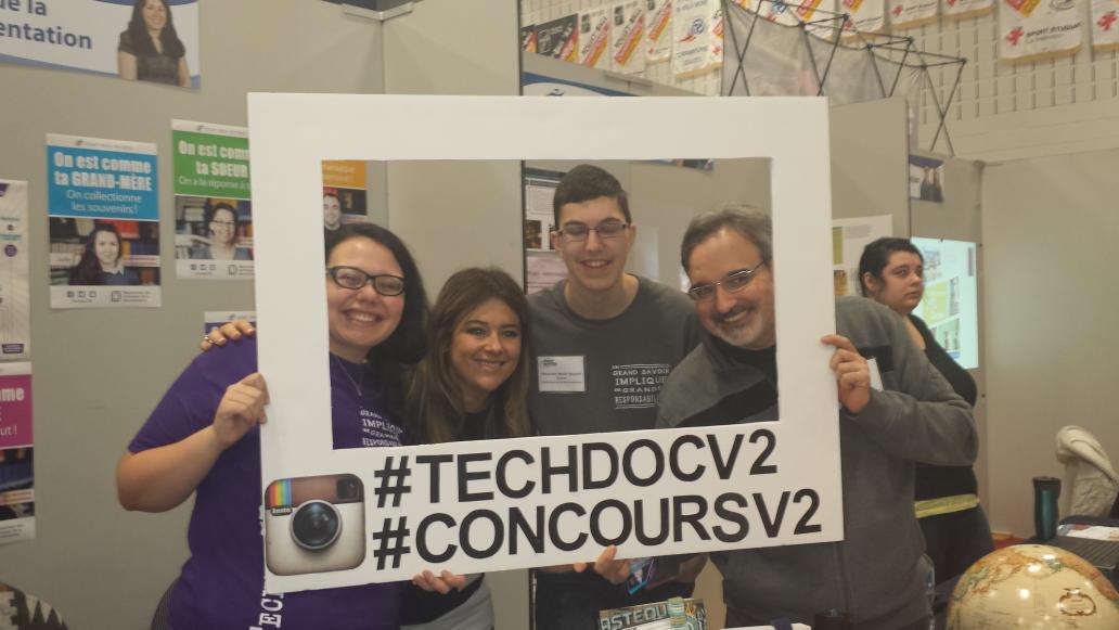 techdoctr's tweet photo. Concours #techdocv2 au kiosque des Techniques de la documentation venez nous voir #techdoctr #cegeptr https://t.co/XF8BdgbE16